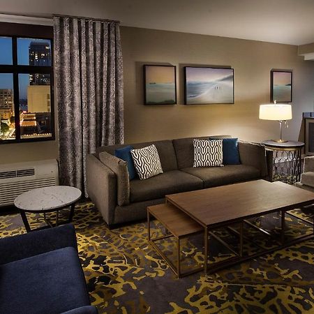 The Paramount Hotel Сиатъл Екстериор снимка