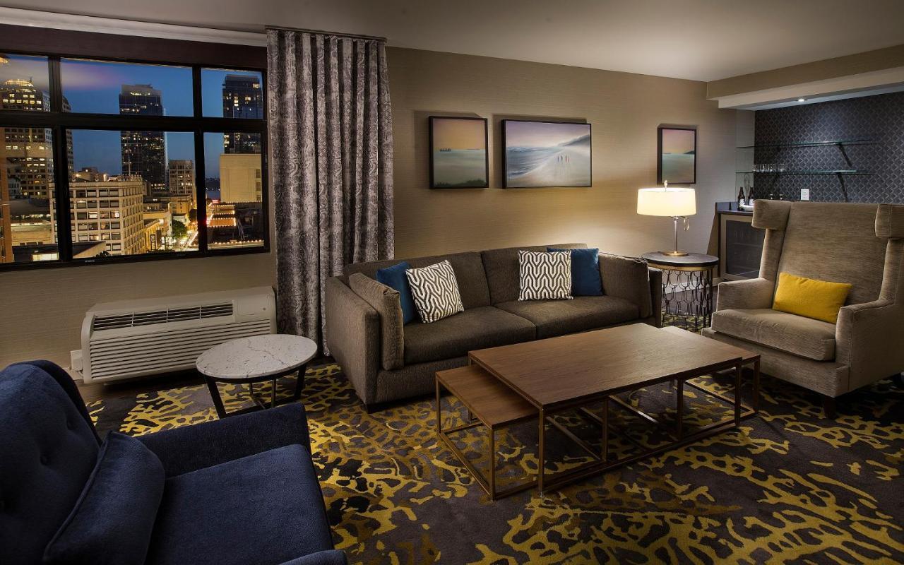 The Paramount Hotel Сиатъл Екстериор снимка